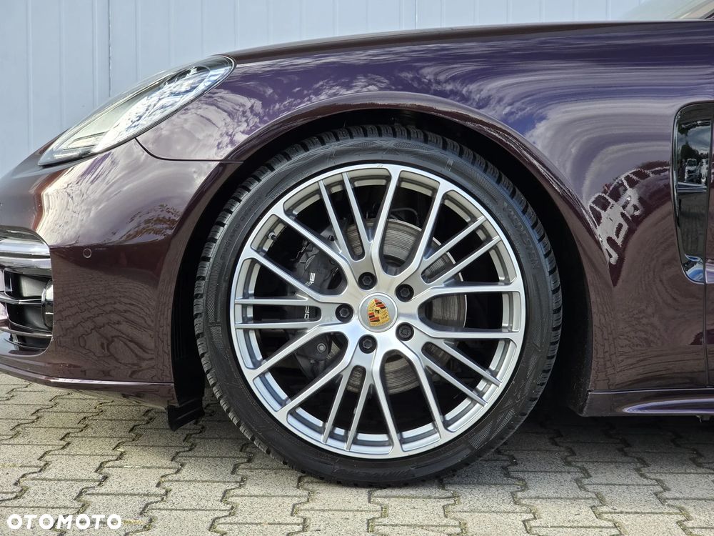 Porsche Panamera 4 Platinum Edition - 11