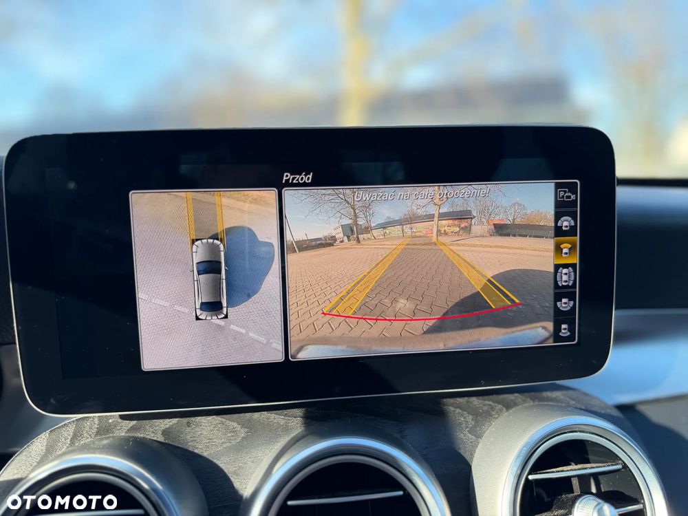 Mercedes-Benz Klasa C 220 d 4Matic 9G-TRONIC AMG Line - 22