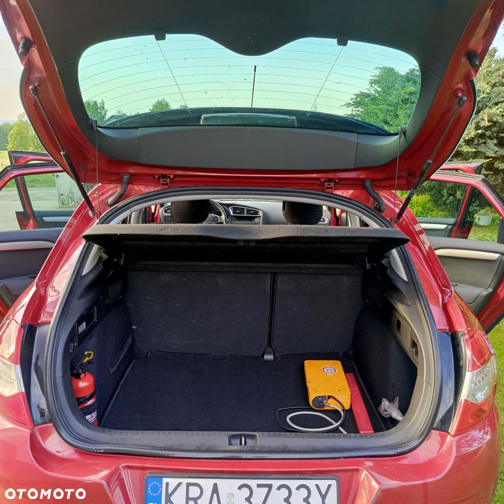 Citroën C4 1.6 VTi My Way - 13