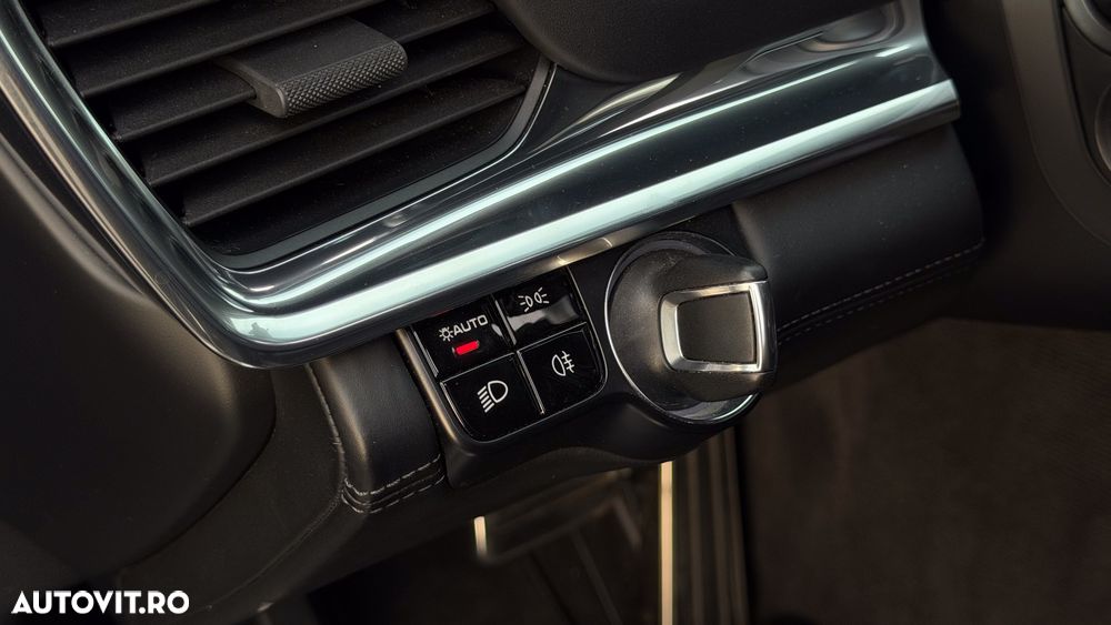 Porsche Panamera Turbo - 29
