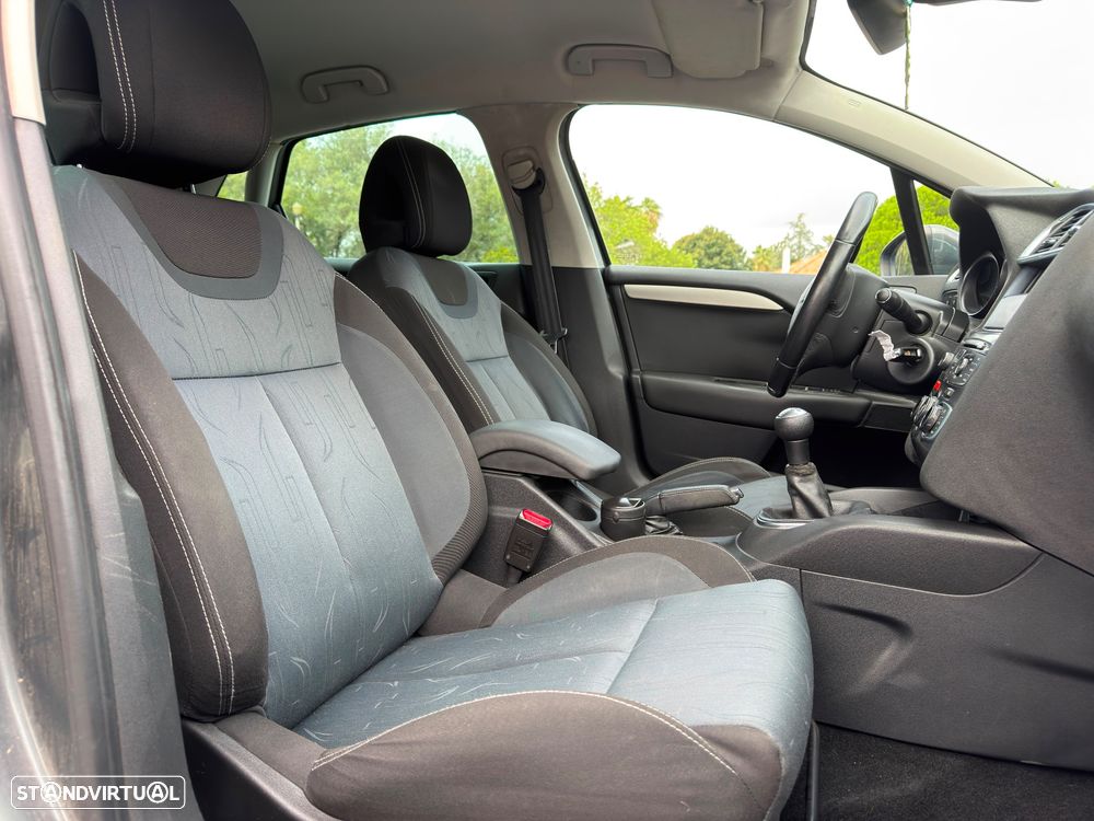 Citroën C4 1.6 HDi Seduction - 13