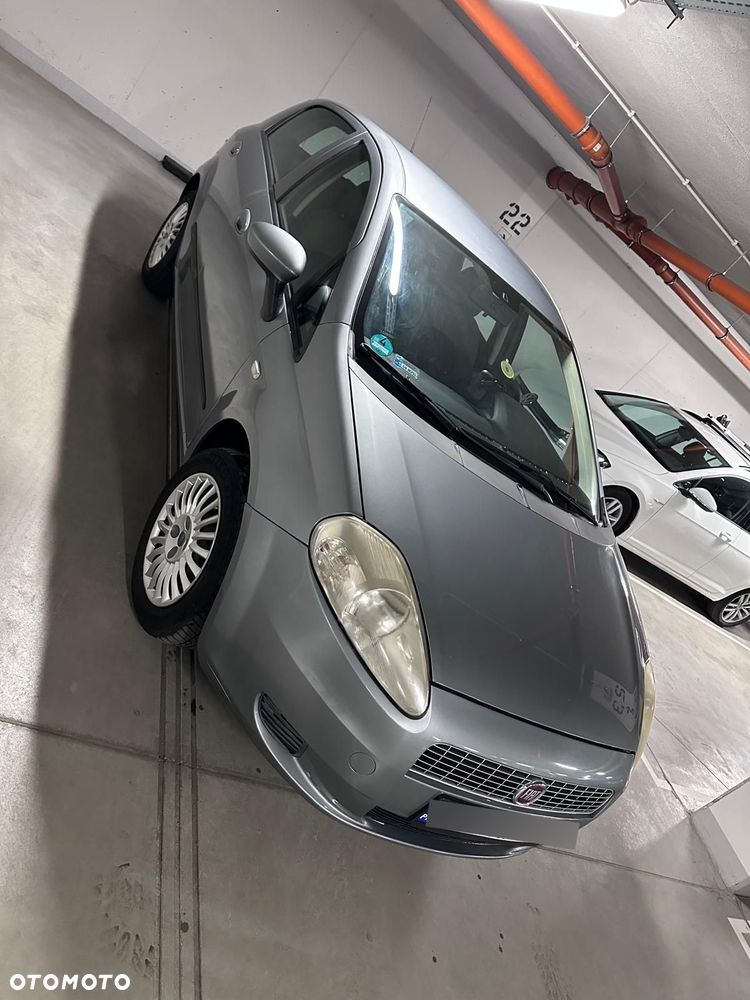 Fiat Punto 1.4 16V Emotion - 2
