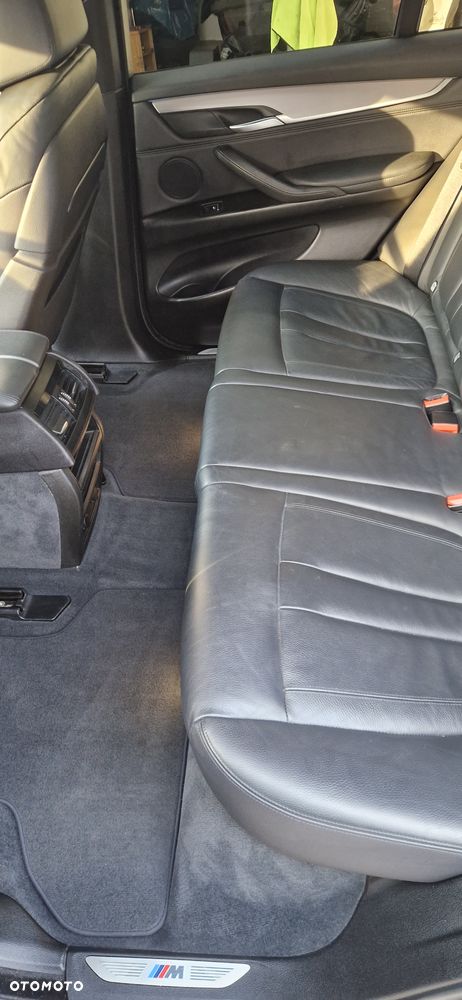 BMW X5 xDrive40d Sport-Aut - 8