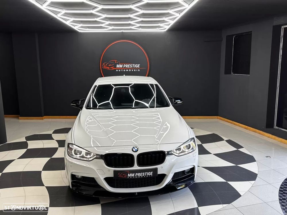 BMW 320 d Pack M - 10