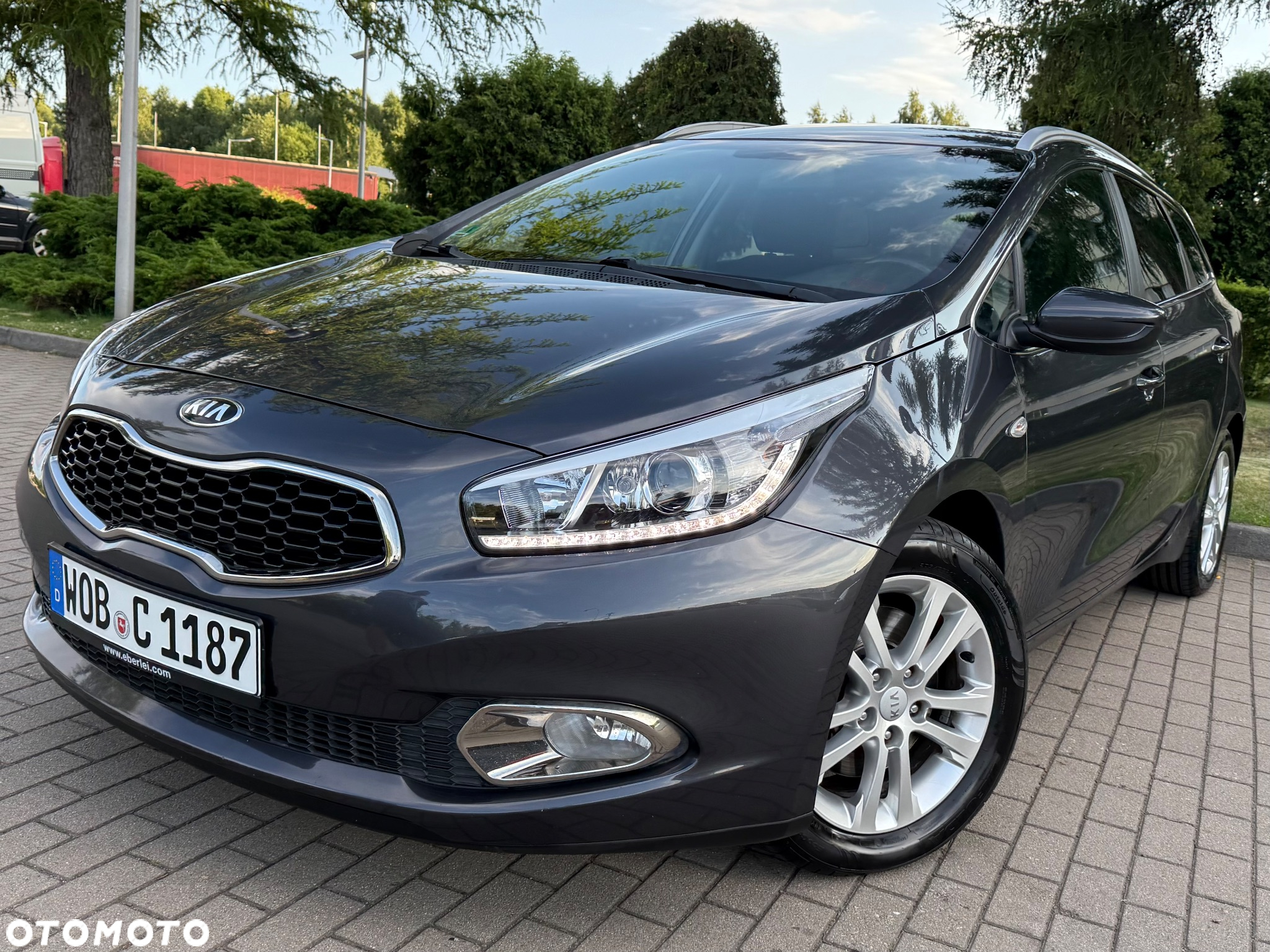 Kia Ceed 1.6 GDI Dream-Team Edition - 13