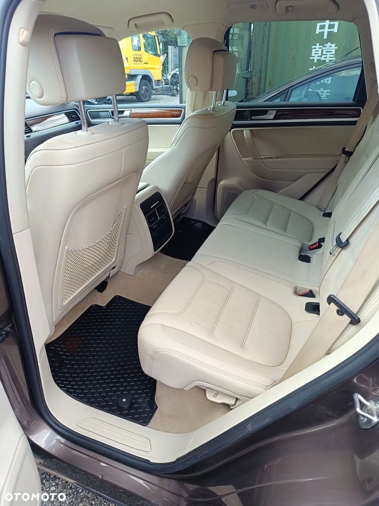 Volkswagen Touareg 3.0 V6 TDI DPF Automatik Individual - 9