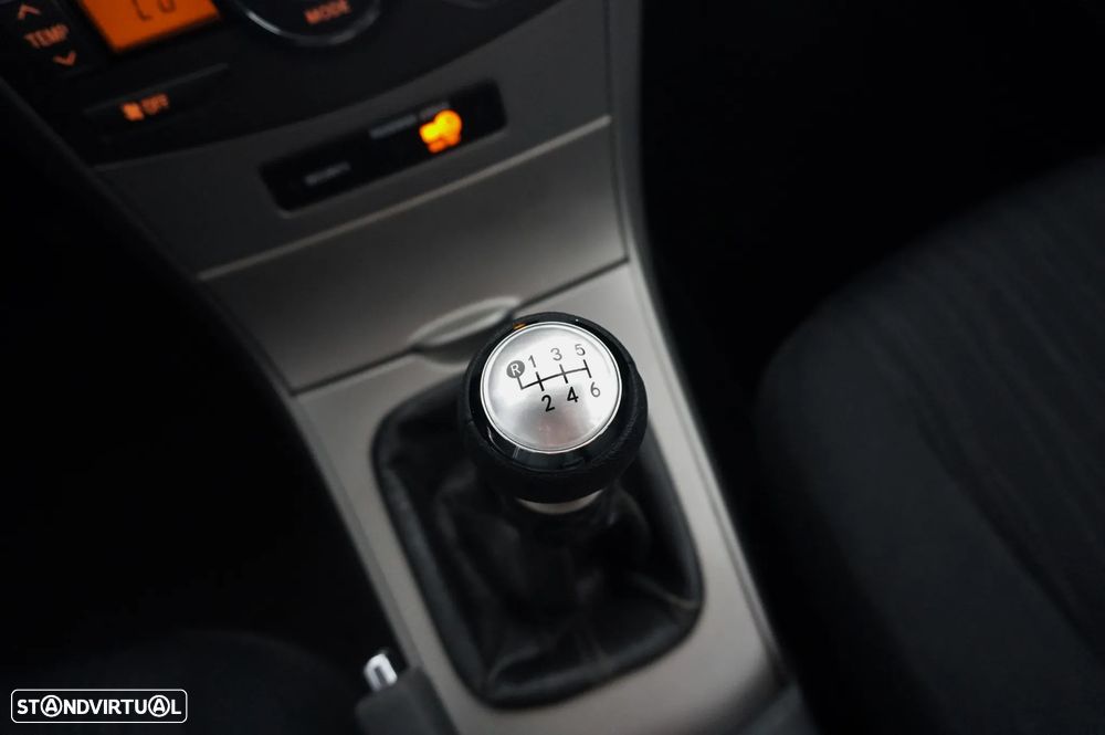 Toyota Corolla 1.4 D-4D PM - 14