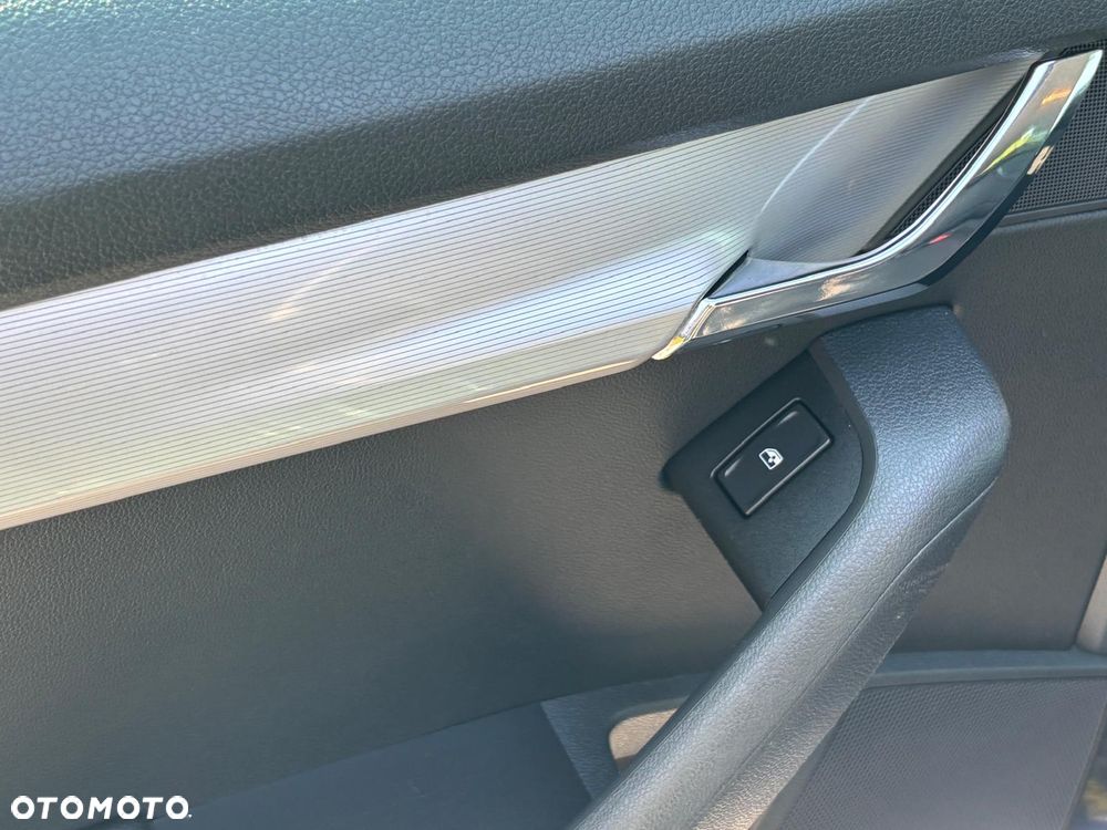 Skoda Octavia 2.0 TDI 4x4 DSG L&K - 27