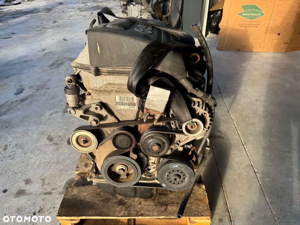 SILNIK KOMPLETNY TOYOTA AURIS 1.4 VVTI E4Z E52 - 5