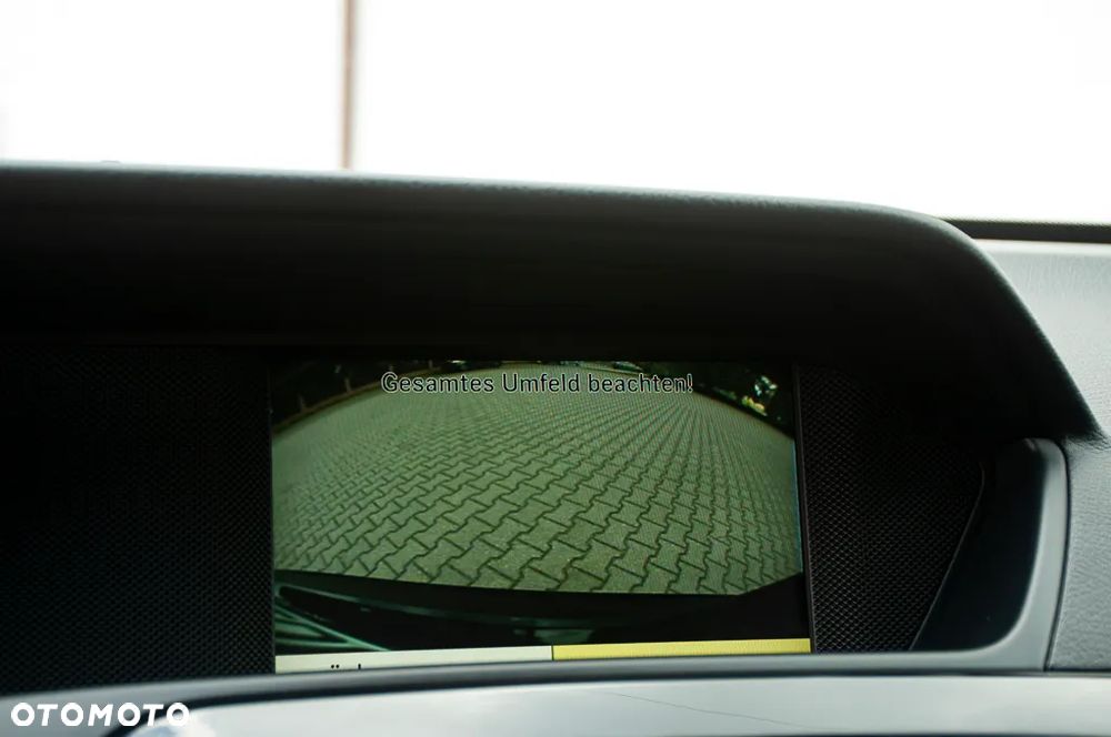 Mercedes-Benz Klasa C 180 BlueEFFICIENCY - 25