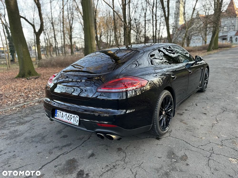 Porsche Panamera S PDK - 13