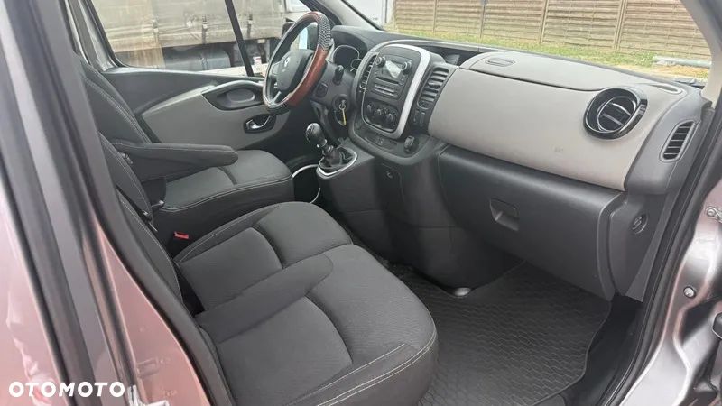 Renault Trafic - 11