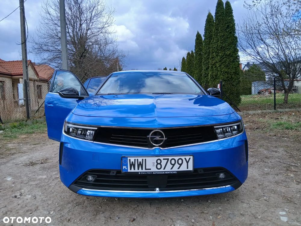 Opel Astra 1.2 Turbo Automatik Business Elegance - 3