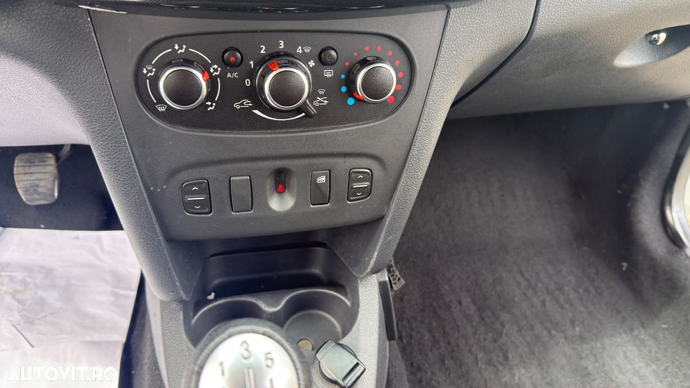 Dacia Logan 1.5 Blue dCi Laureate - 10