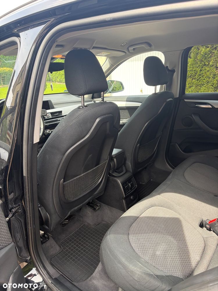 BMW X1 sDrive16d - 3