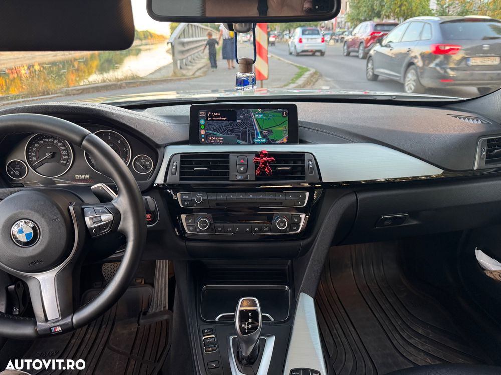 BMW Seria 3 320d xDrive AT M Sport - 9