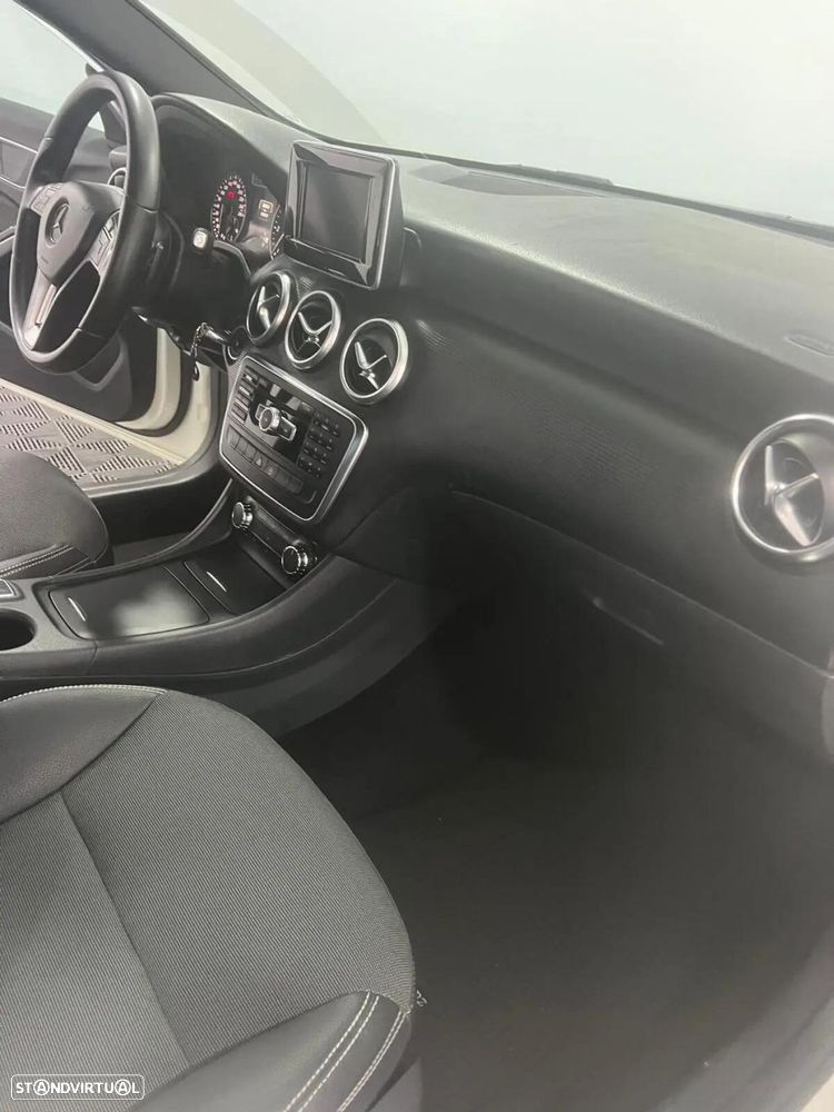 Mercedes-Benz A 180 d Style Aut. - 18