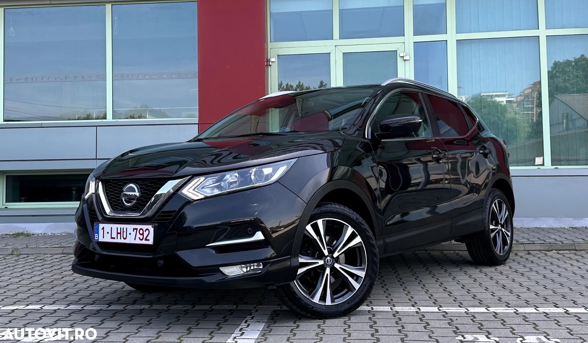 Nissan Qashqai - 1