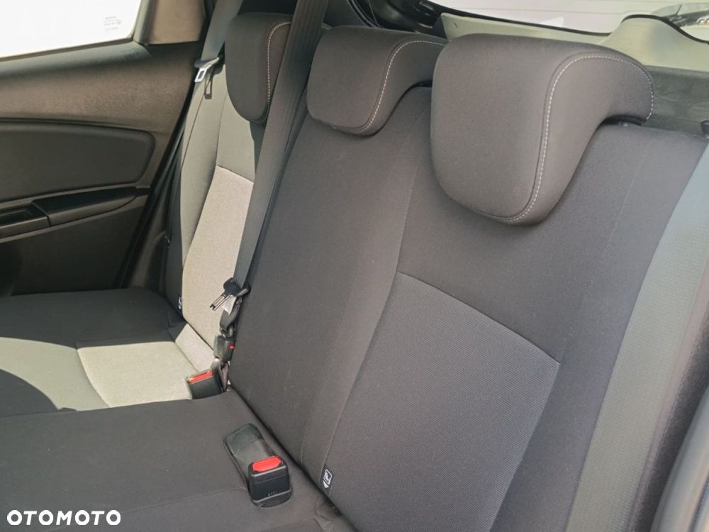 Toyota Yaris - 22