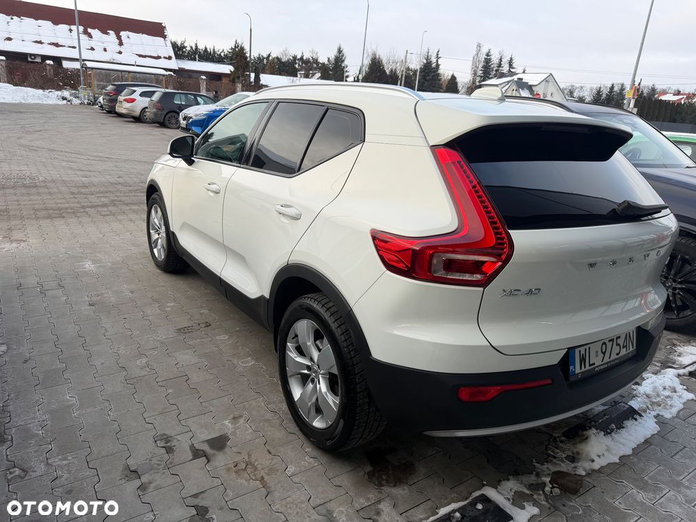 Volvo XC 40 T3 Momentum Pro - 5