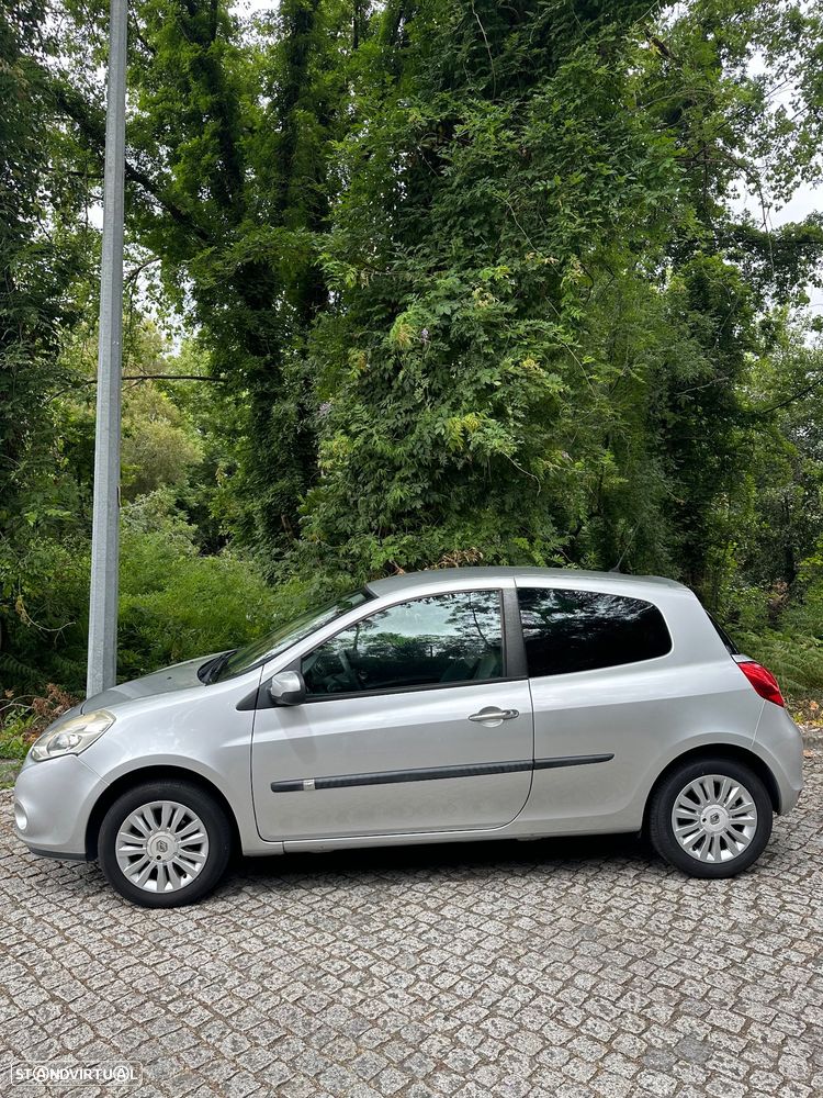 Renault Clio 1.2 16V Dynamique S - 4