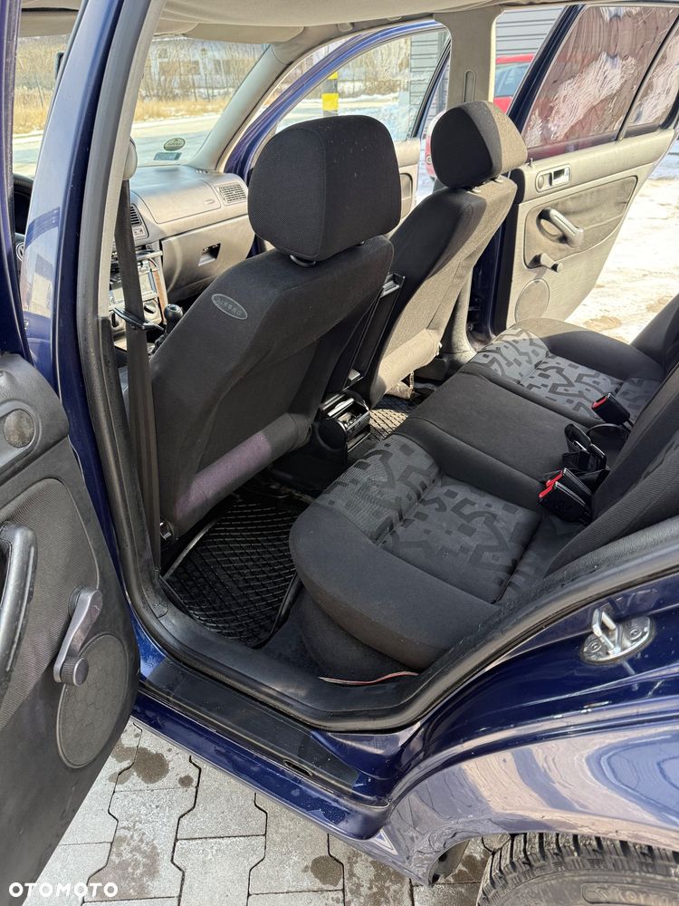 Volkswagen Golf - 21