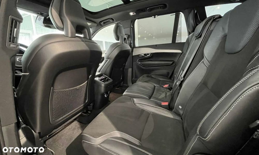 Volvo XC 90 D5 AWD R-Design 7os - 25