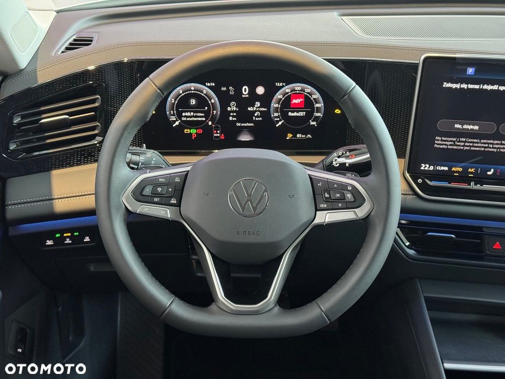 Volkswagen Tiguan - 16