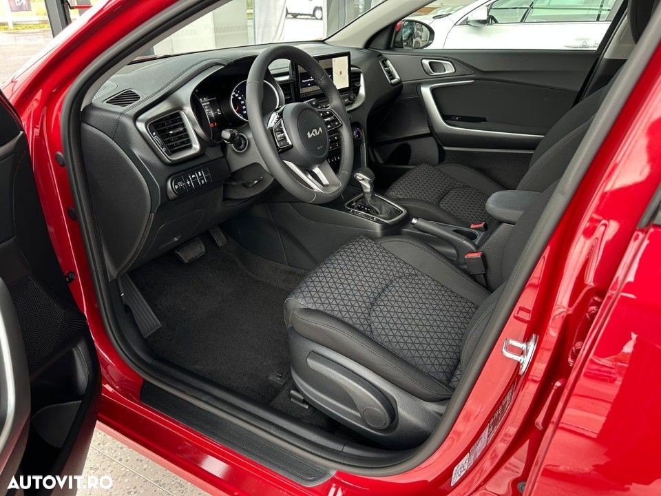 Kia Ceed SW 1.5 T-GDI 7DCT Best - 14