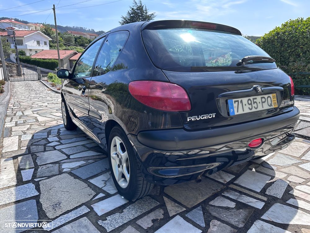 Peugeot 206 1.1 XR - 3