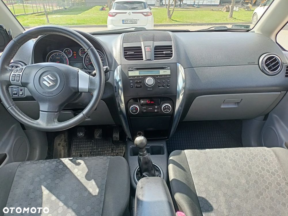 Suzuki SX4 1.6 Premium 4WD - 4