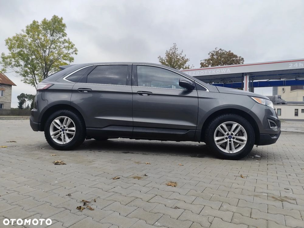 Ford Edge - 10