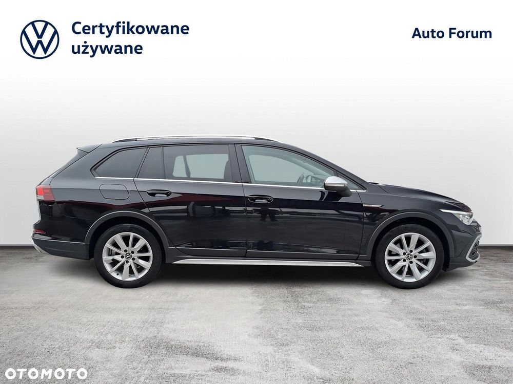 Volkswagen Golf - 6