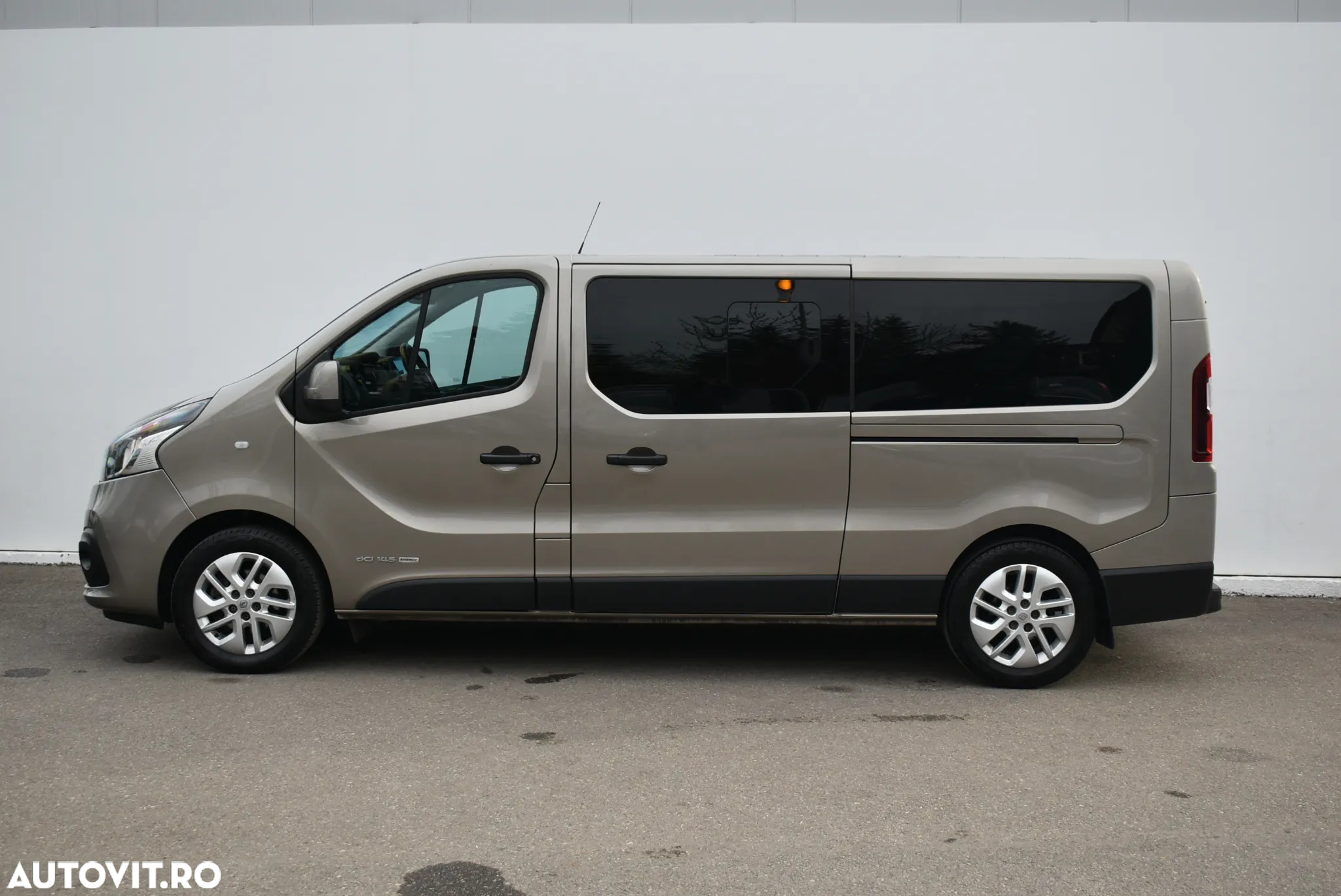 Renault Trafic - 2