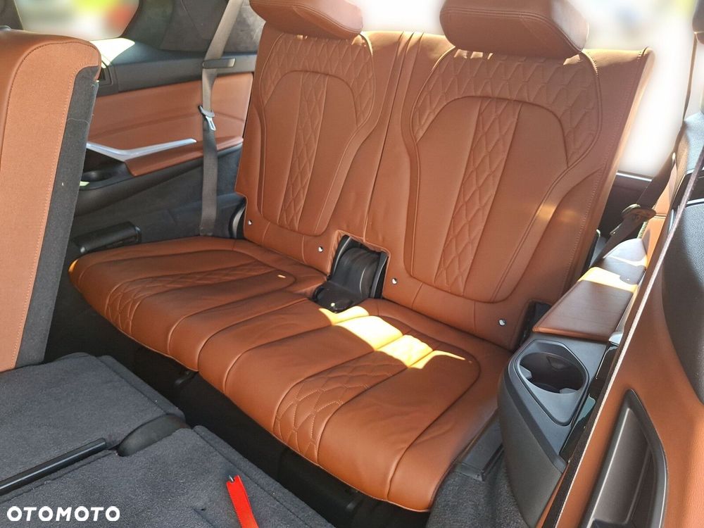 BMW X7 xDrive40d mHEV Individual Edition sport - 19