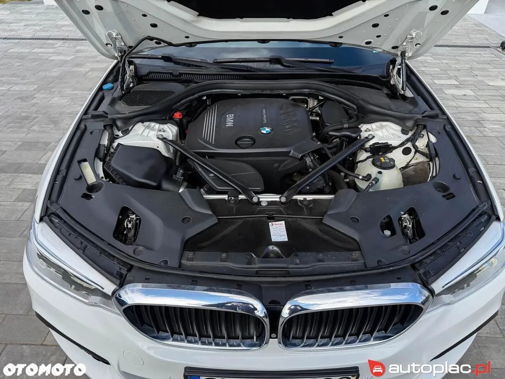 BMW Seria 5 520d M Sport sport - 8
