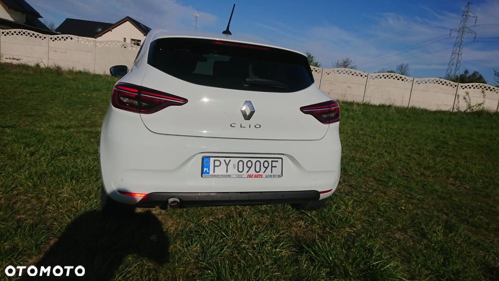 Renault Clio - 16
