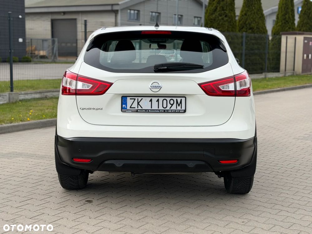 Nissan Qashqai 1.2 DIG-T Visia EU6 - 12
