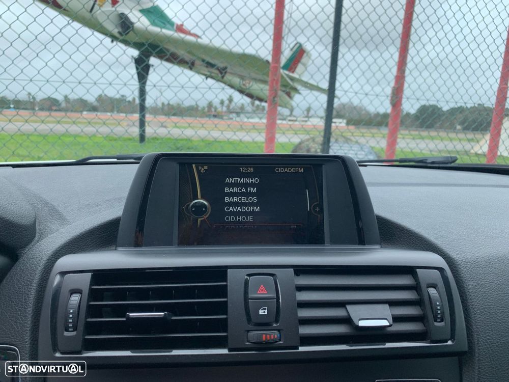 BMW 120 d Pack M - 38