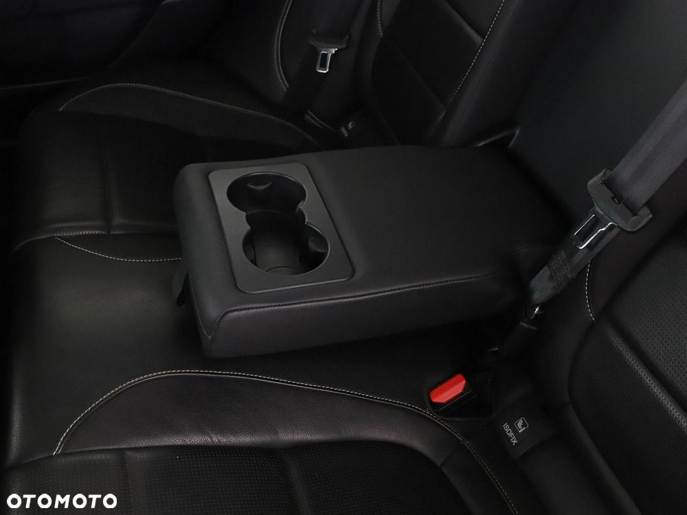 Jaguar XE 20d R-Sport - 39
