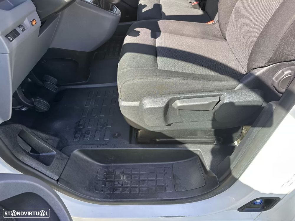 Peugeot expert 1.6 bluehdi l3h1 - 40