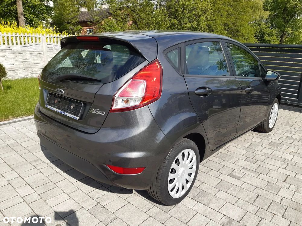 Ford Fiesta - 7