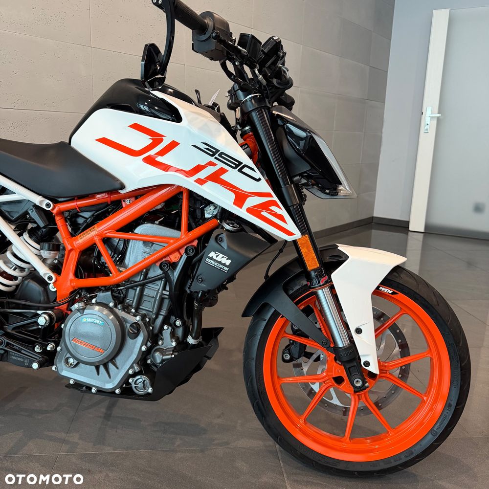 KTM Duke - 4