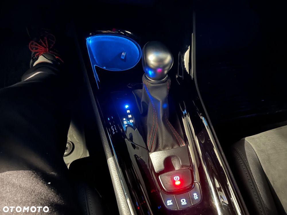 Toyota C-HR 2.0 Hybrid GR Sport - 26