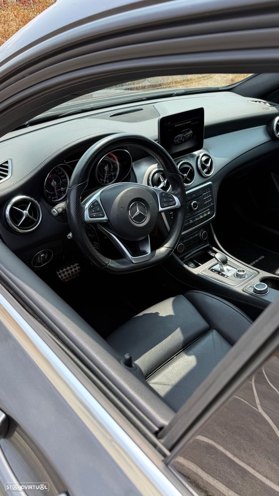 Mercedes-Benz GLA 45 AMG 4-Matic - 28