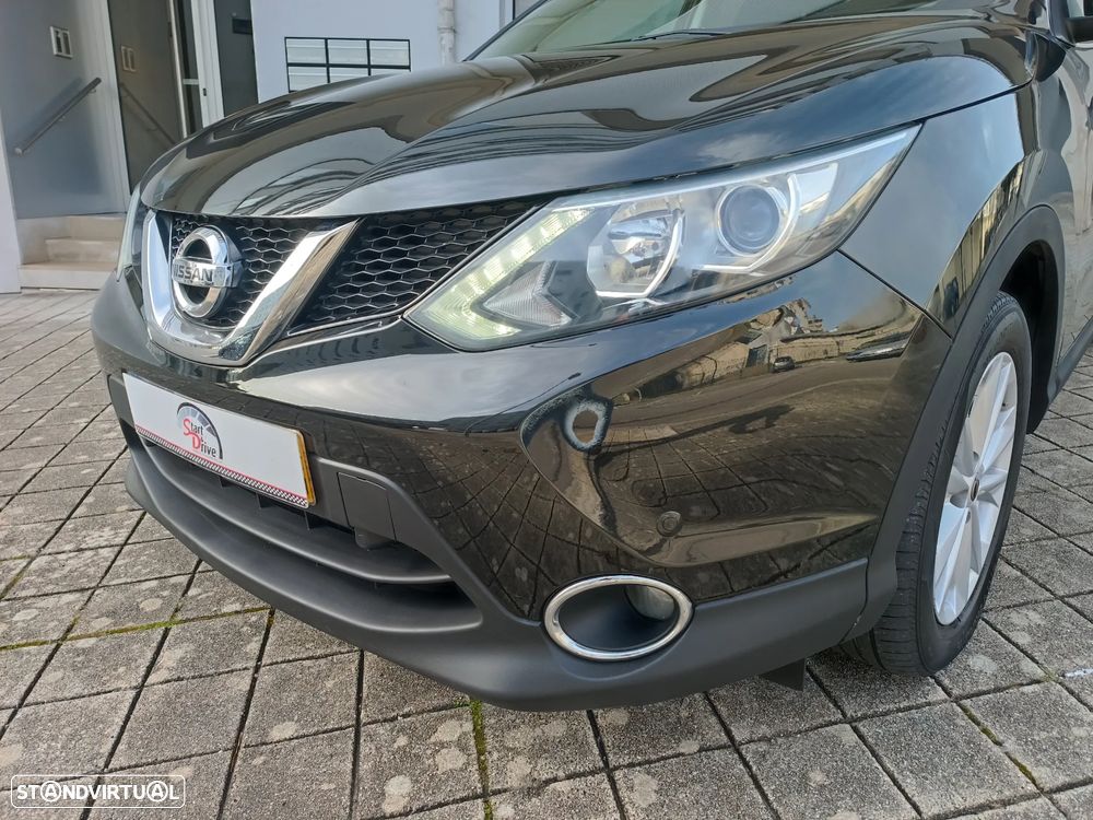 Nissan Qashqai 1.5 dCi Tekna - 4