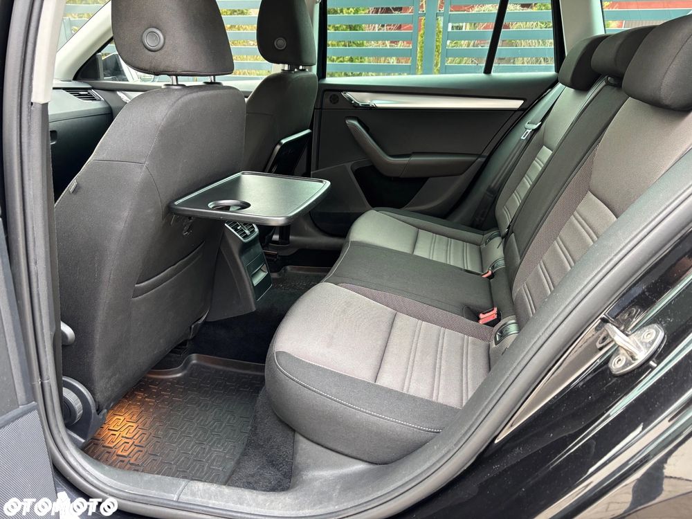 Skoda Octavia 2.0 TSI Ambition DSG - 31