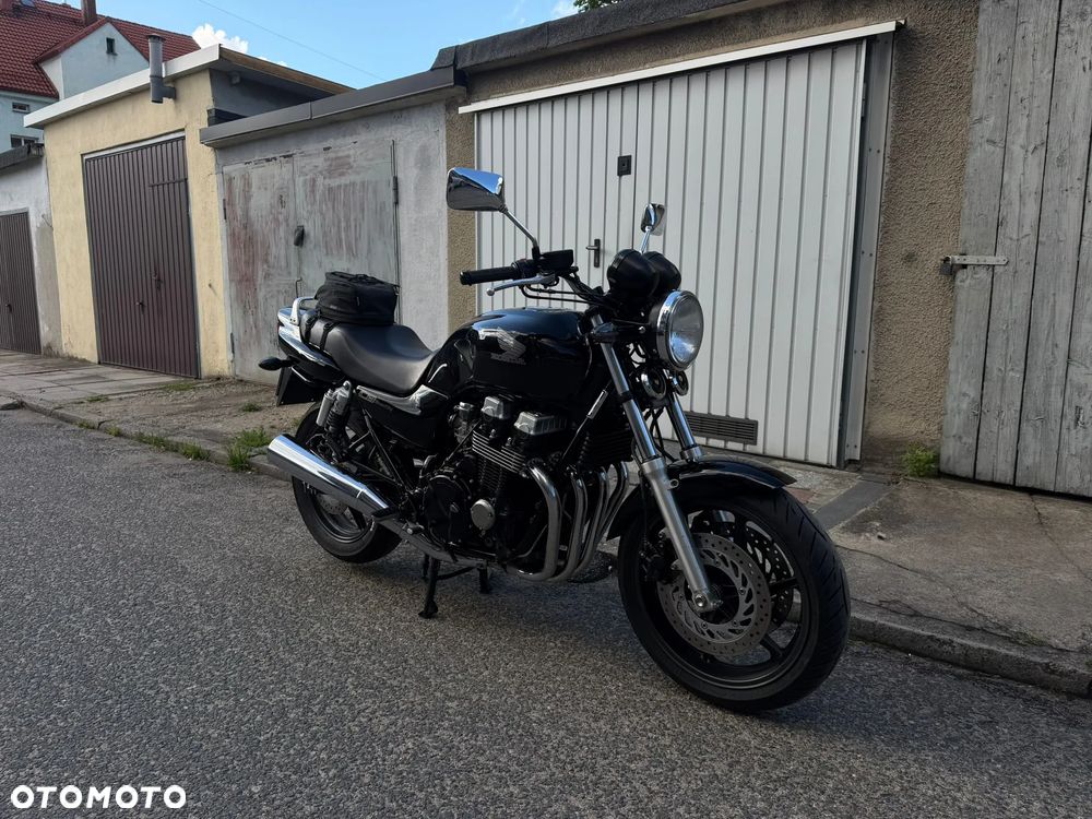Honda CB - 4