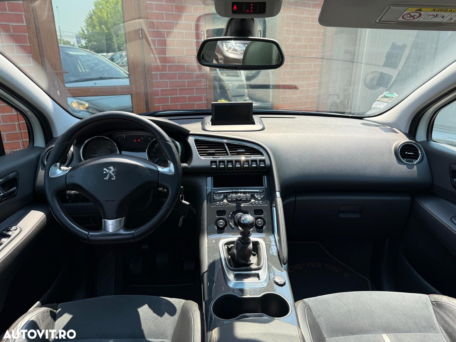 Peugeot 3008 PureTech 130 Stop & Start GPF Crossway - 22