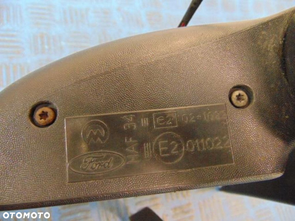 FORD TRANSIT CONNECT LUSTERKO PRAWE 011022 - 6